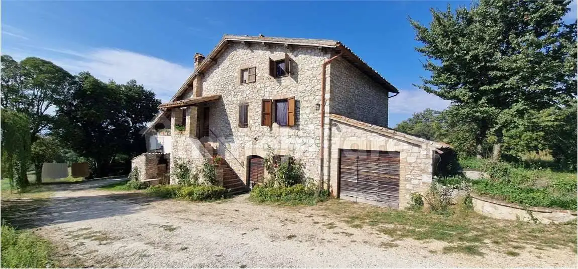 Rustico - Casale in vendita a Massa Martana