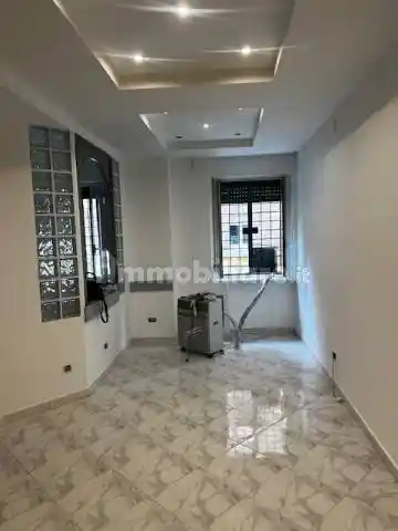 Trilocale via Pietro Querini 3, Testaccio, Roma - foto 2