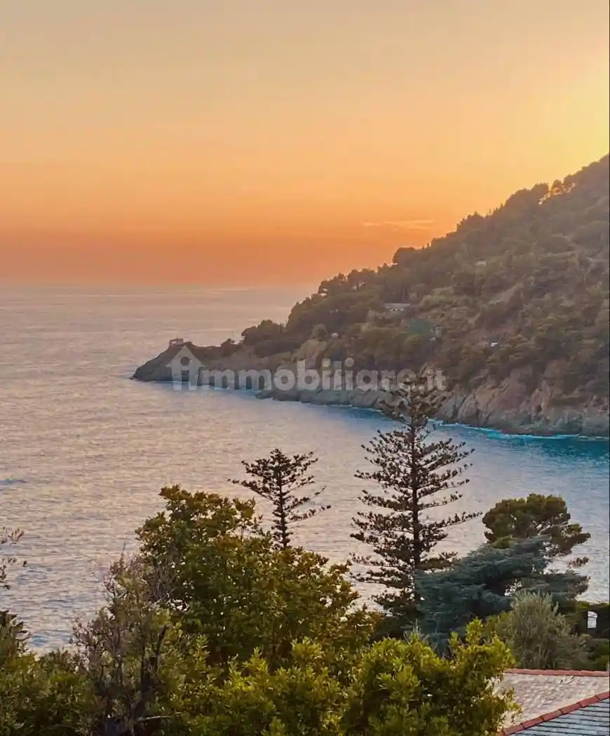 Villa unifamiliare via Ammiraglio Serra, Centro, Bonassola - foto 2