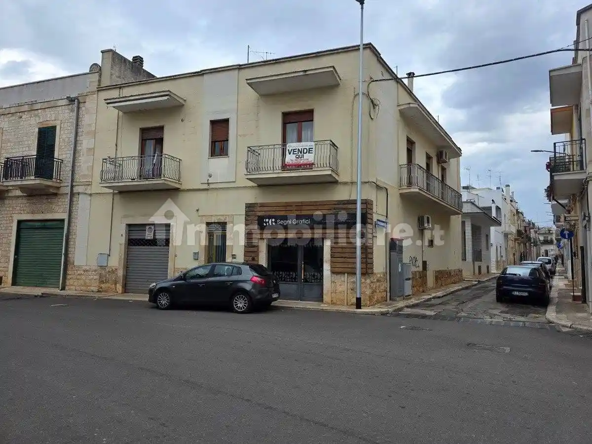 Casa indipendente in vendita a Turi