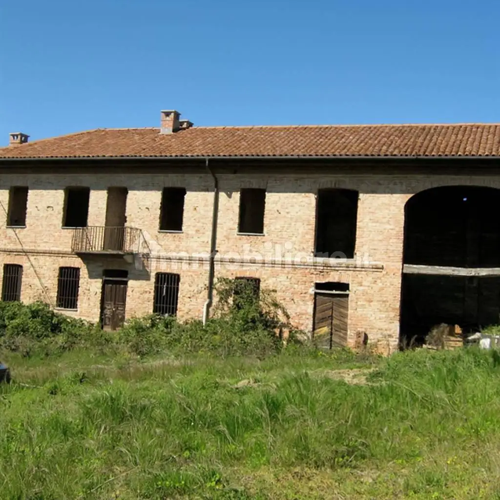 Rustico - Casale in vendita a Belveglio