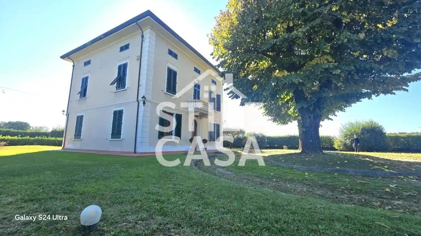 Villa in vendita a Altopascio