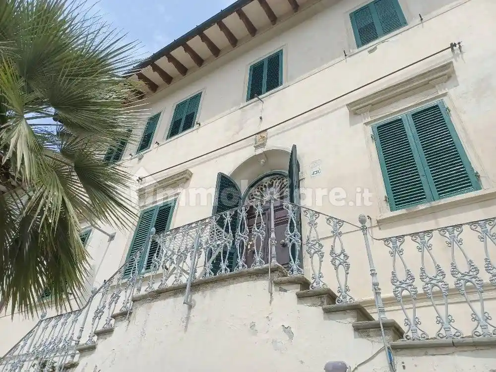 Casa indipendente in vendita a Pisa