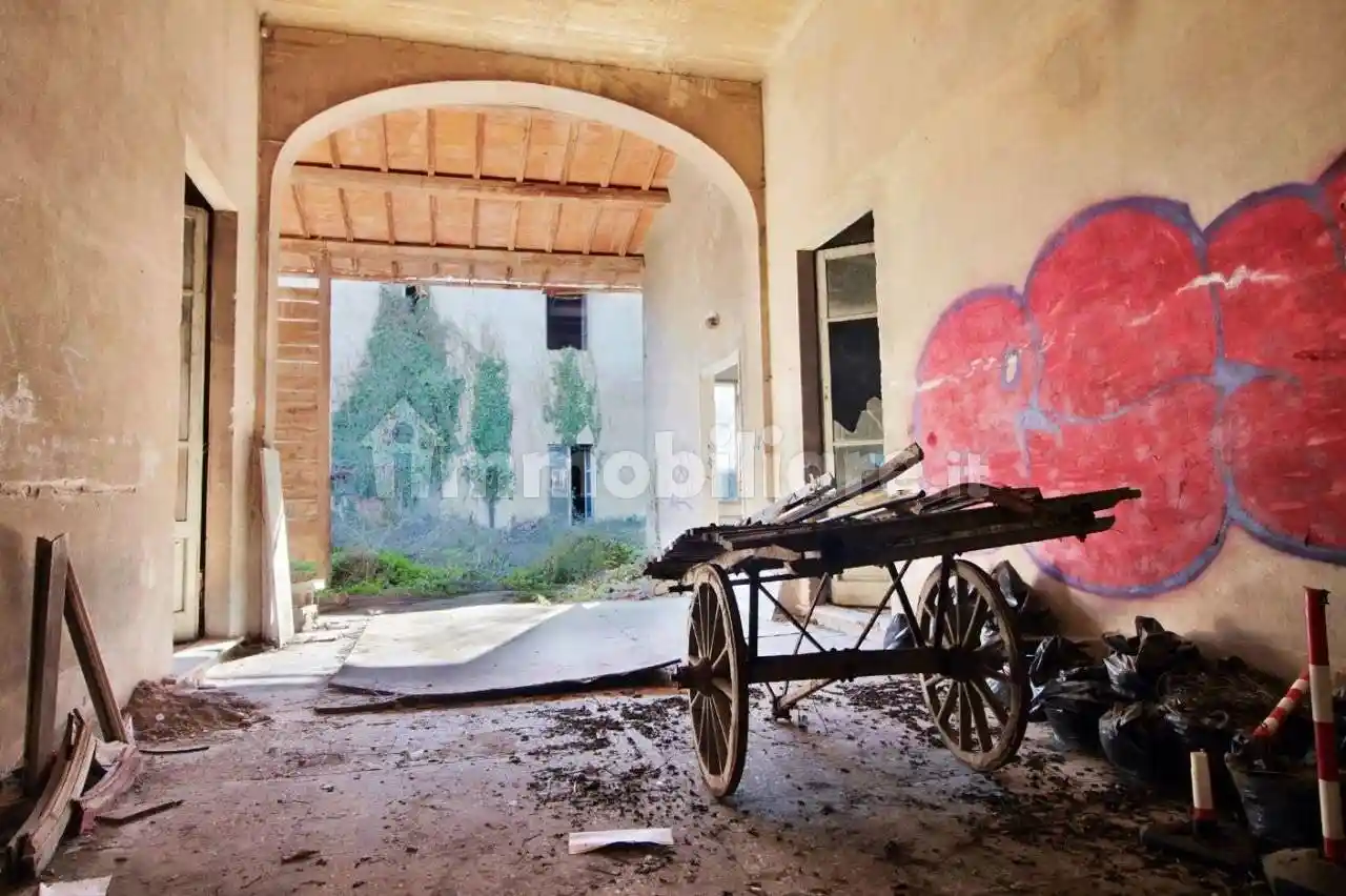 Rustico - Casale in vendita a Cascina