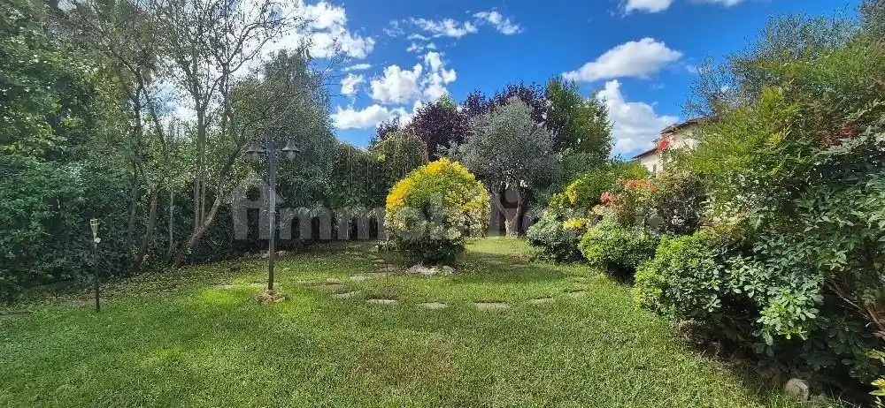 Villa in vendita a Pisa