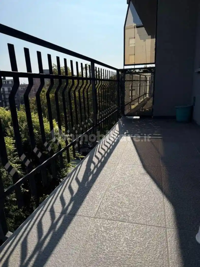 Trilocale buono stato, sesto piano, Cadore, Milano - foto 2