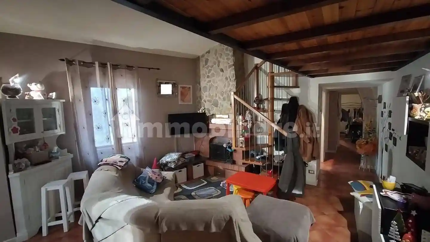 Appartamento in vendita a Calci