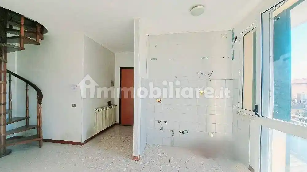 Trilocale buono stato, secondo piano, Marina di Pisa, Pisa - foto 3