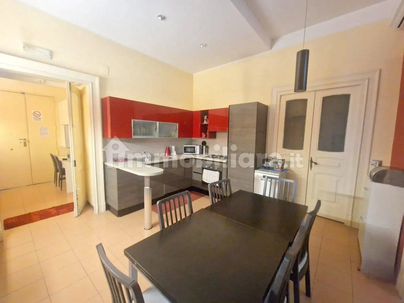 Appartamento in vendita a Napoli