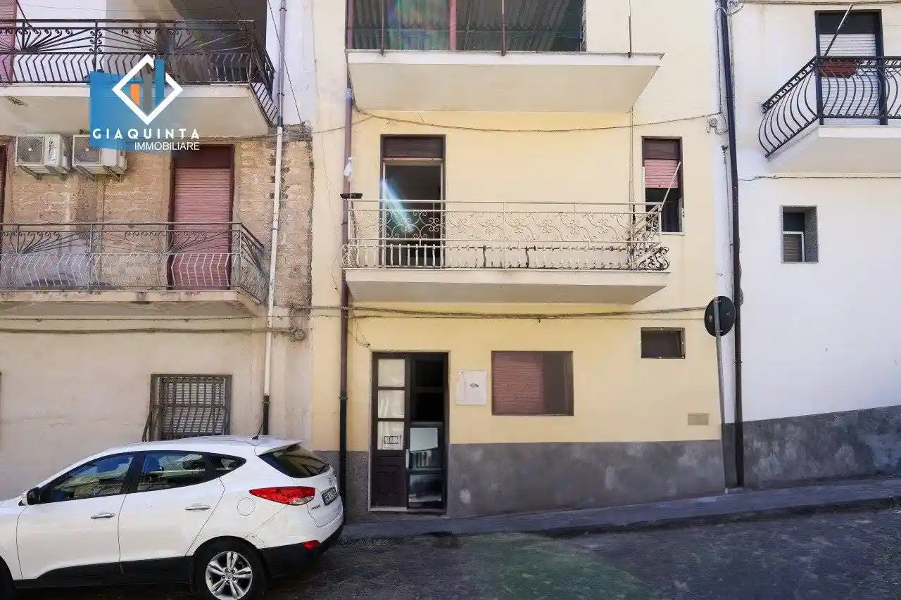 Casa indipendente in vendita a Palagonia