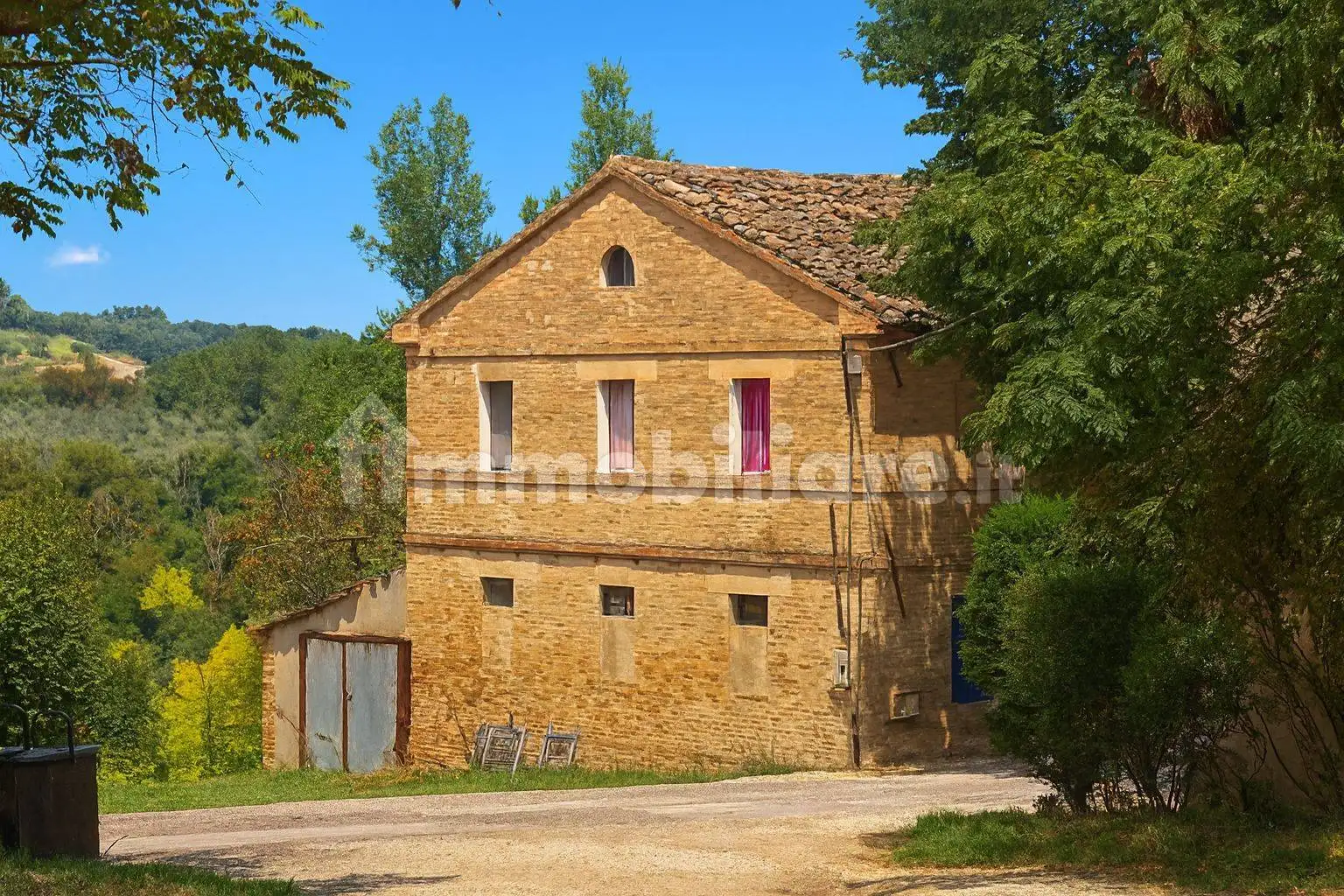 Rustico - Casale in vendita a Monte San Vito