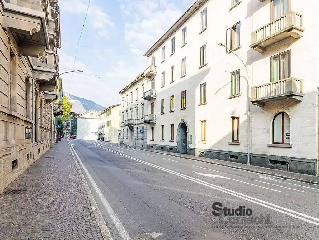 Quadrilocale via Leonardo da Vinci, 15, Centro, Lecco - foto 2