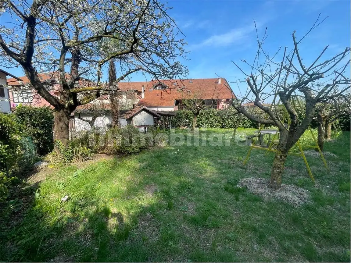 Villa in vendita a Ispra