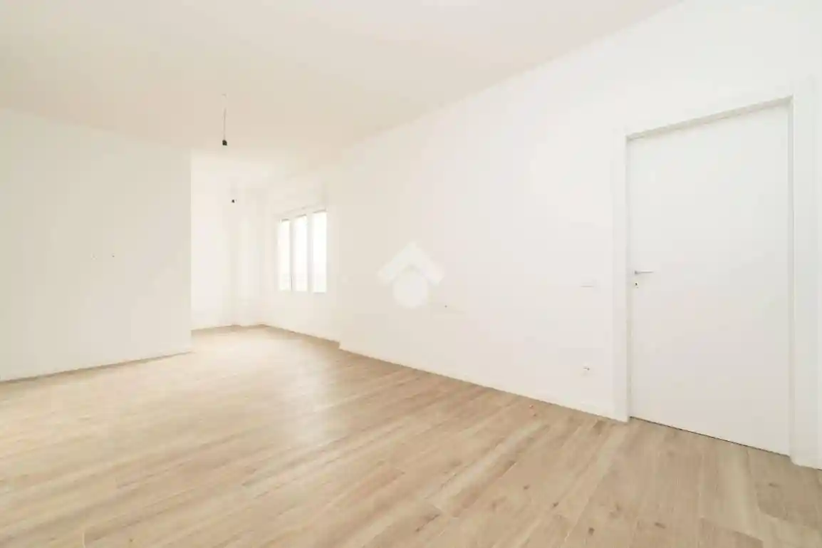 Trilocale via Cortina D'Ampezzo 12, Corvetto, Milano - foto 4