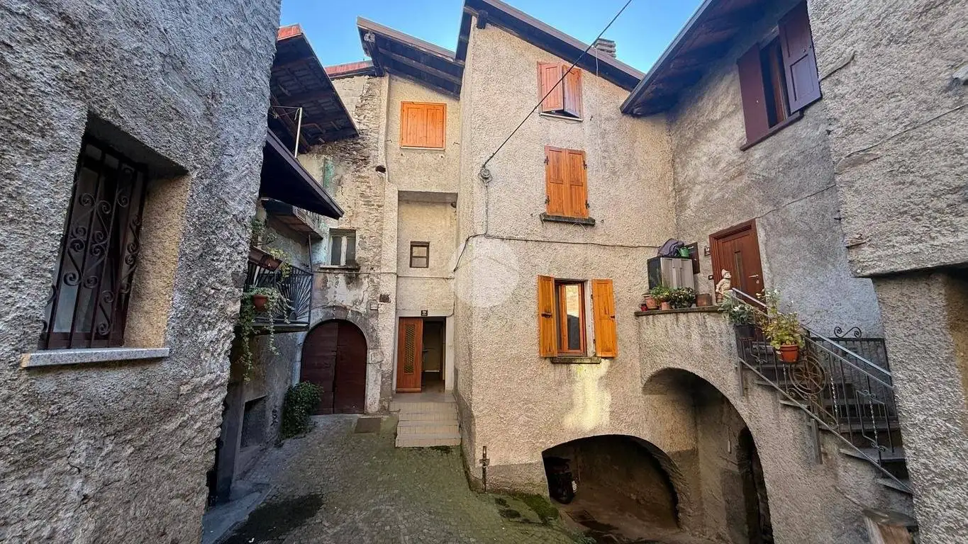 Casa indipendente in vendita a Sellero