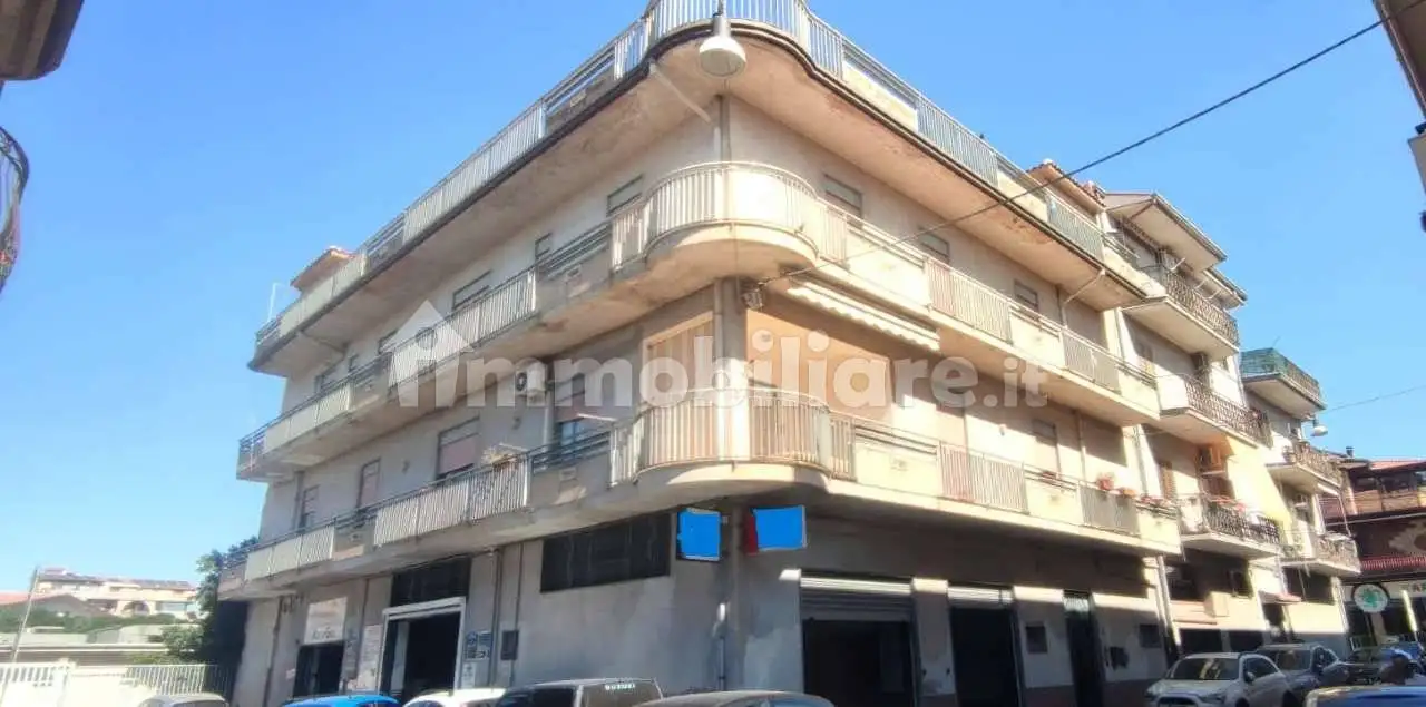 Palazzo - Edificio in vendita a Biancavilla