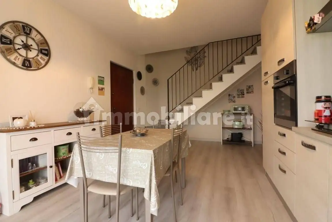 Appartamento in vendita a Busnago