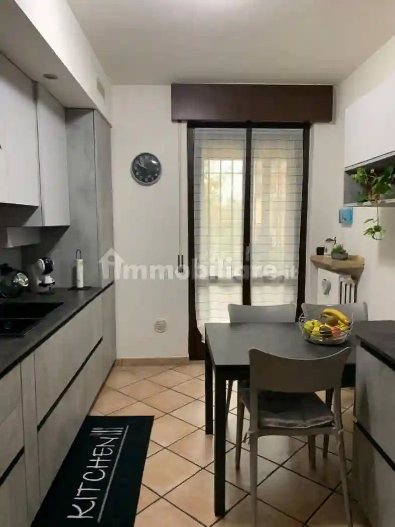 Trilocale via Giorgio Pallavicino 20, Centro, Castiglione d'Adda - foto 4