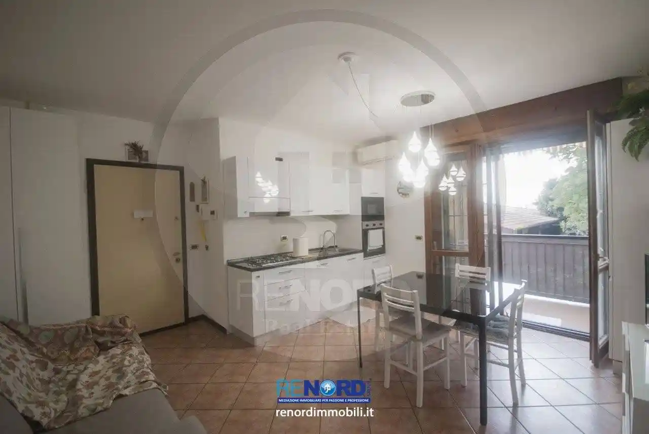 Bilocale via Degli Ontani ,1, Centro, Sant'Alessio con Vialone - foto 4