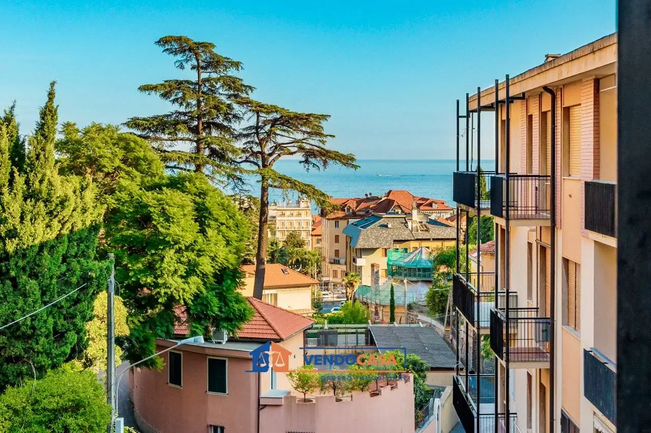 Appartamento in vendita a Alassio