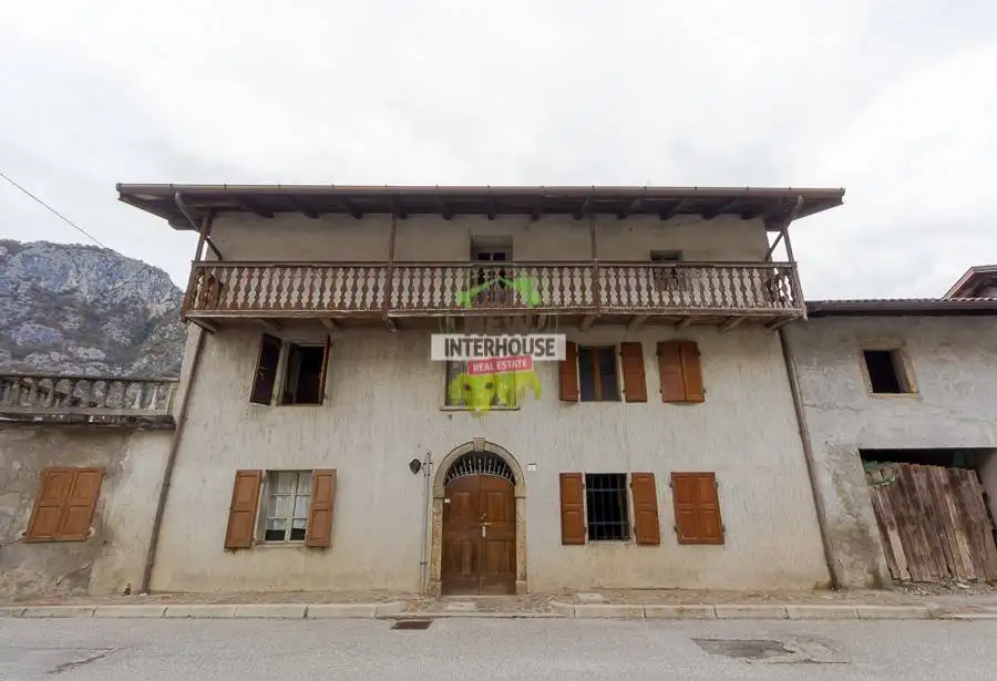 Rustico - Casale in vendita a Villa Santina