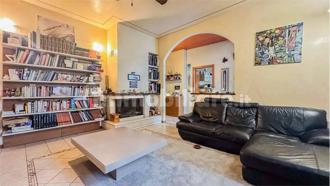 Villa in vendita a Rodengo Saiano