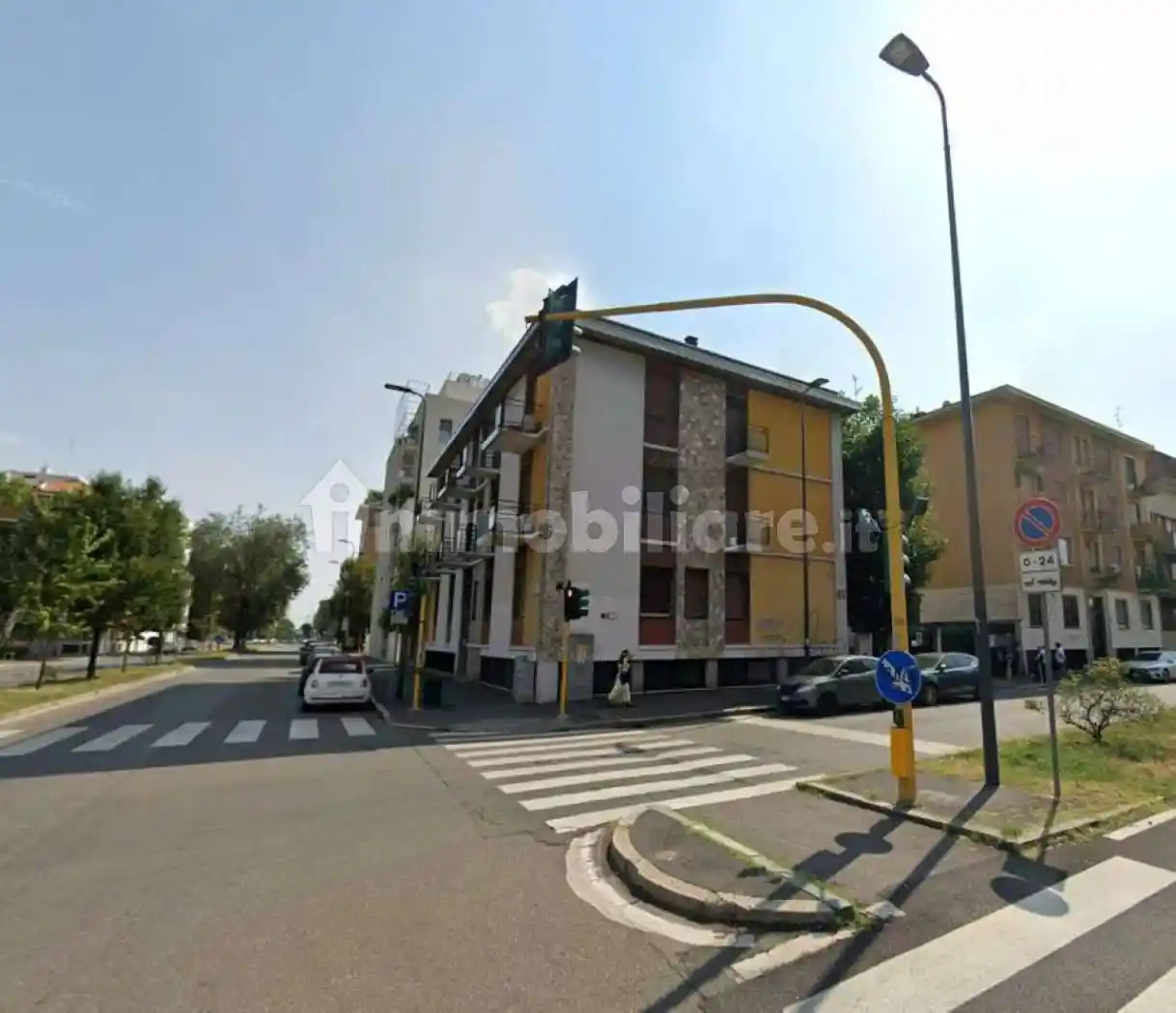 Trilocale ottimo stato, quinto piano, Bande Nere, Milano - foto 3