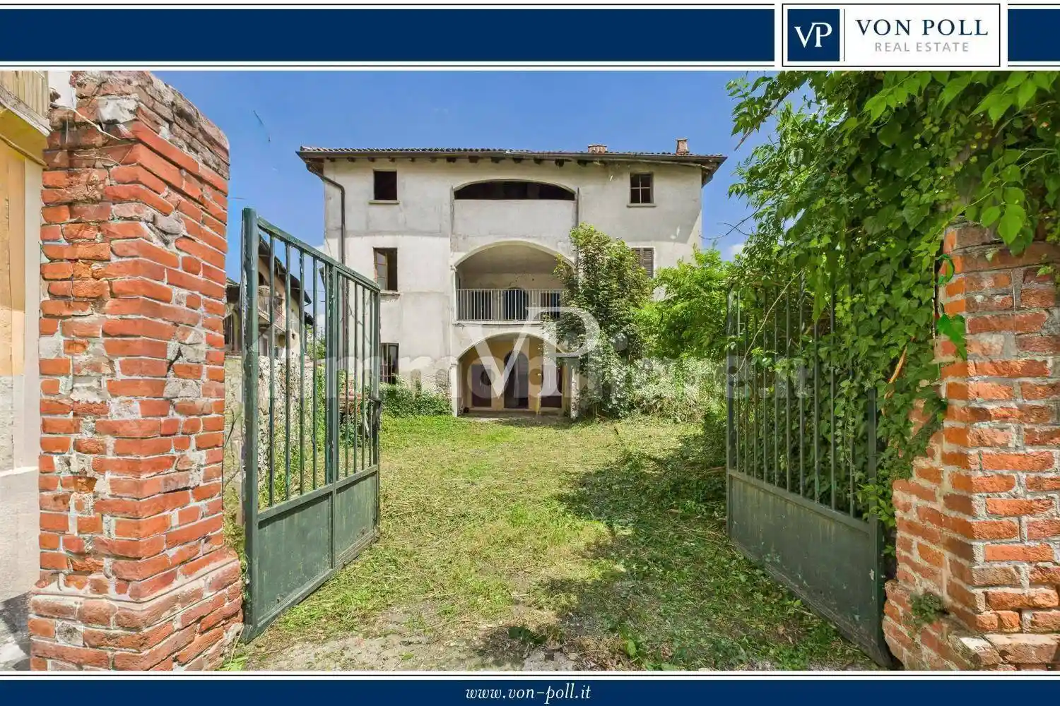 Casa indipendente in vendita a Travedona-Monate