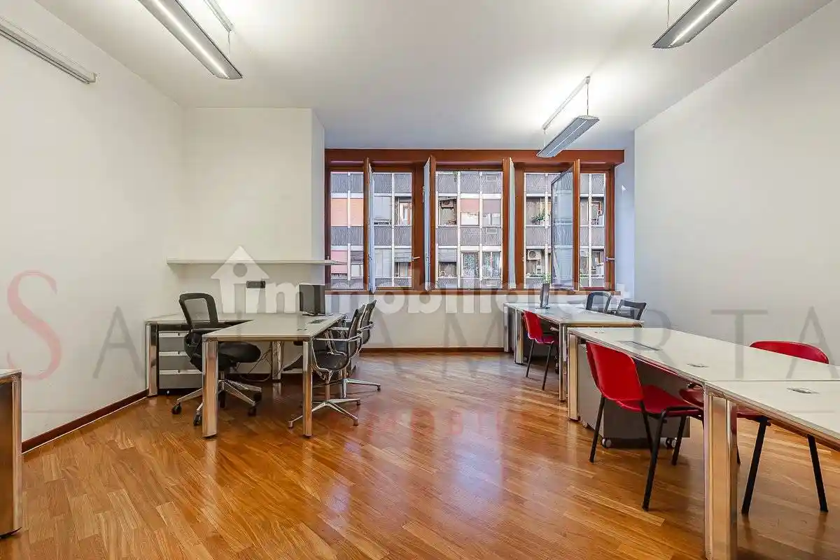 Quadrilocale via Vittor Pisani, Centrale, Milano - foto 2