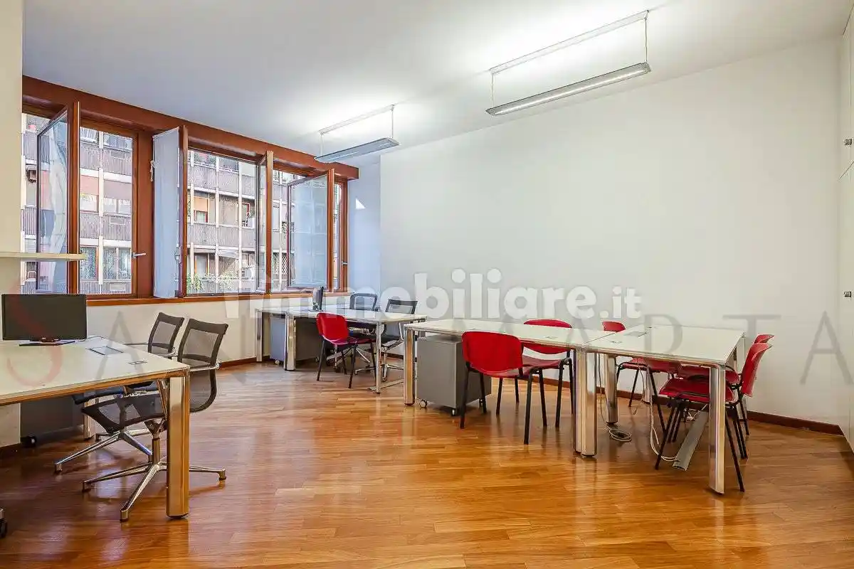 Quadrilocale via Vittor Pisani, Centrale, Milano - foto 3