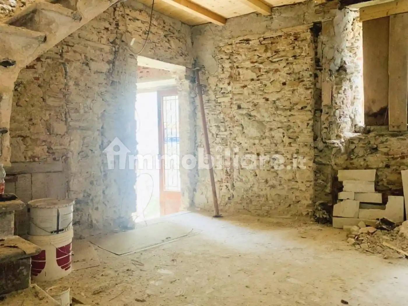 Casa indipendente in vendita a Camaiore