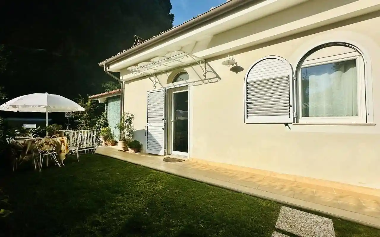 Casa indipendente in vendita a Pietrasanta