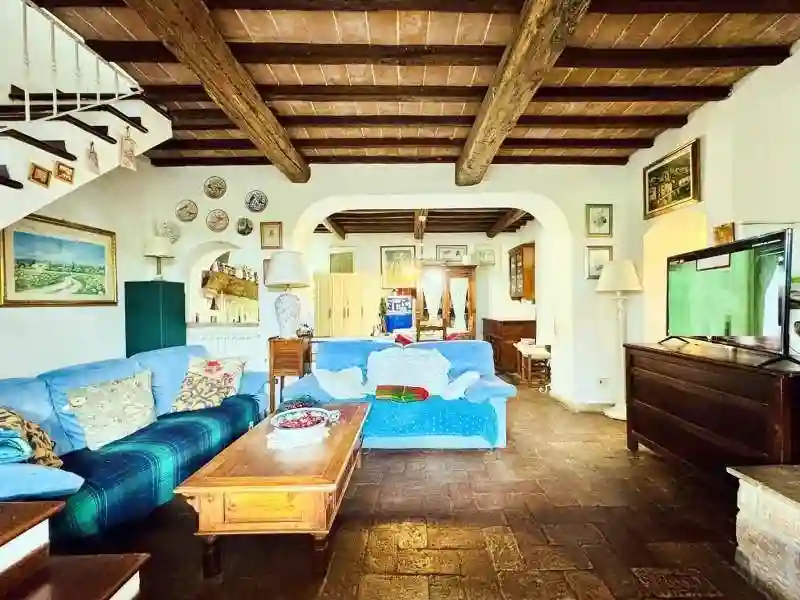 Casa indipendente in vendita a Pietrasanta