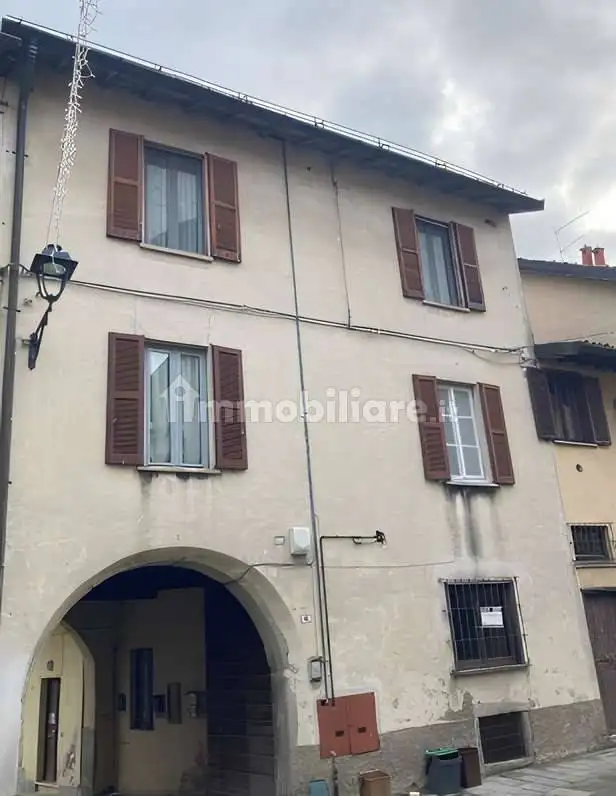 Appartamento in asta a Brunello