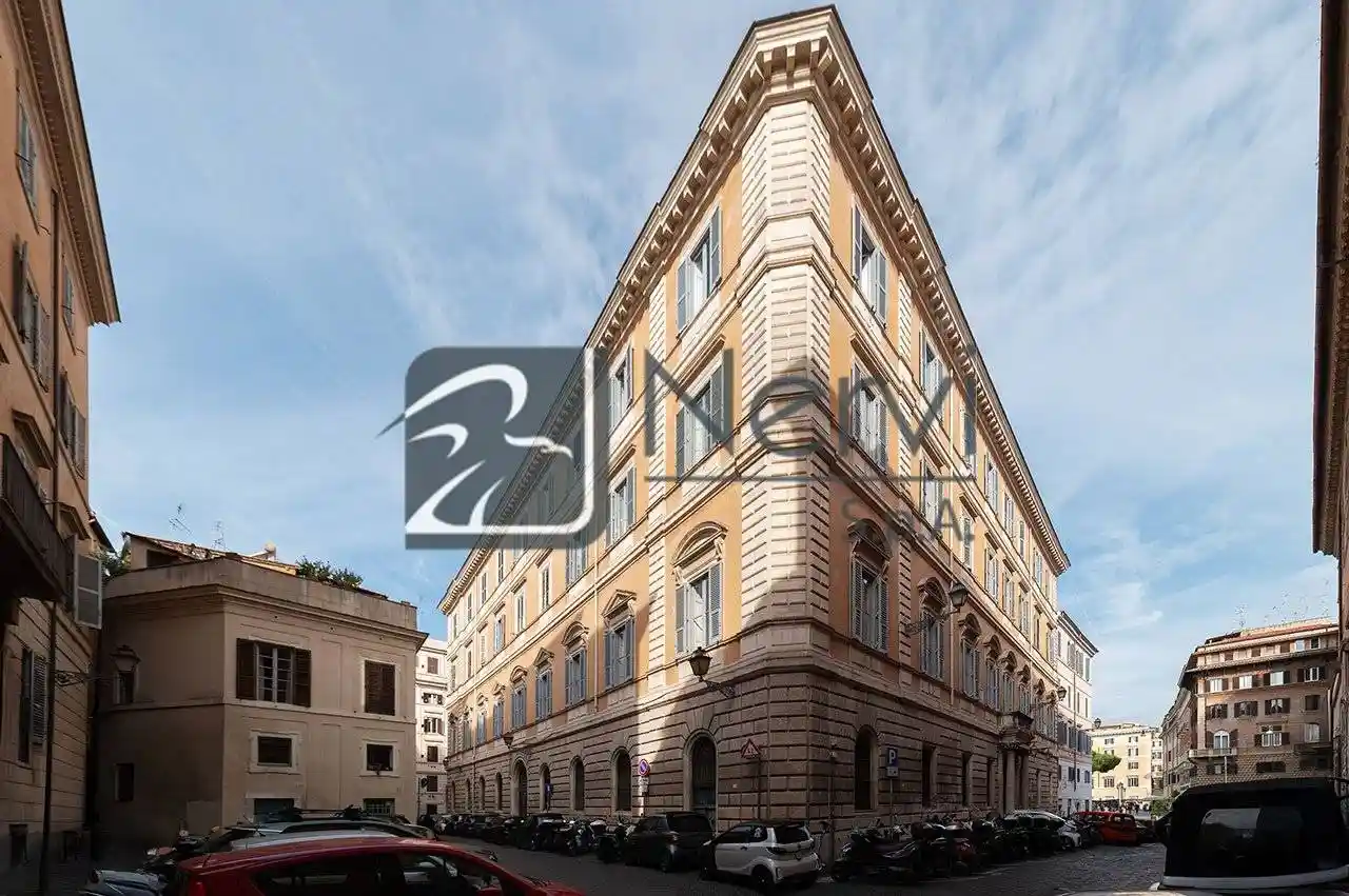 Appartamento ottimo stato, secondo piano, Largo Argentina, Roma - foto 2