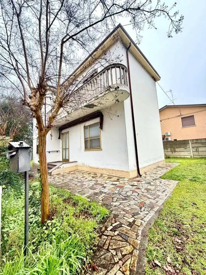 Villa unifamiliare via Roma 2/A, Centro, Vigarano Mainarda - foto 3