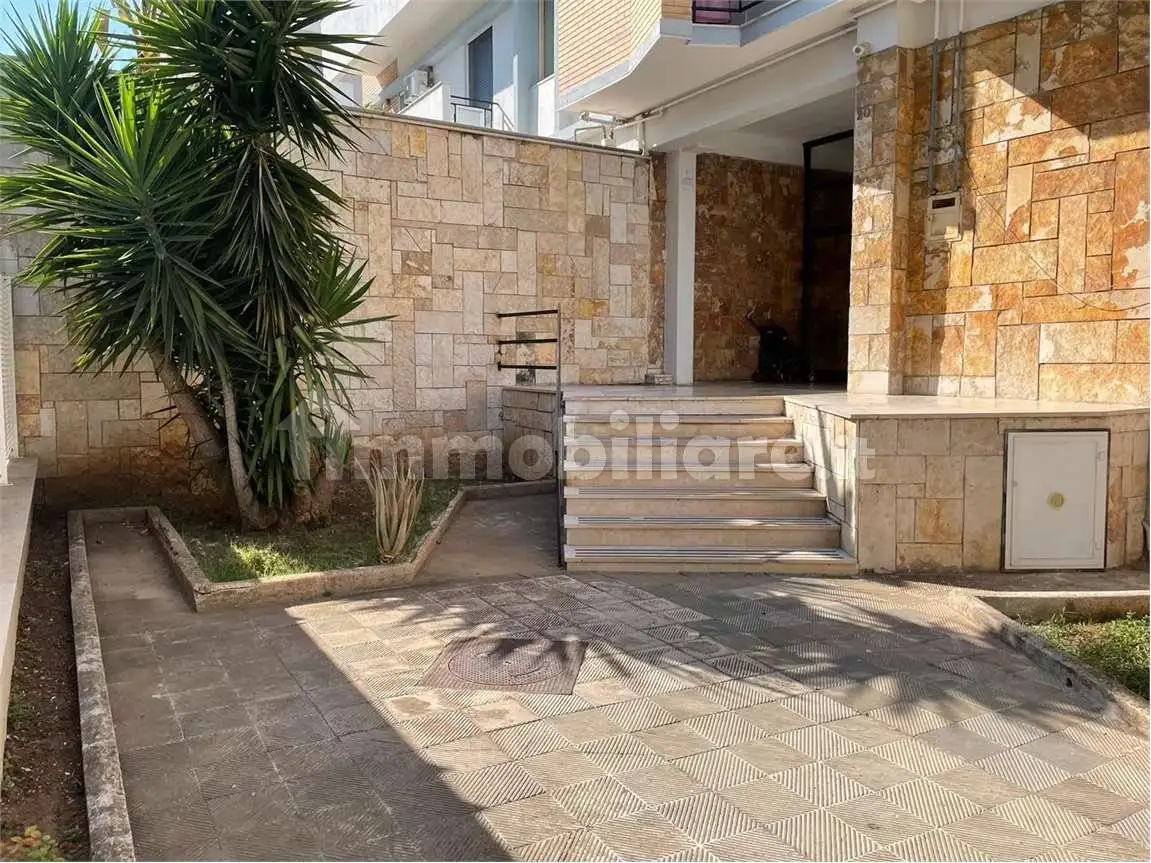 Appartamento in affitto a Bari