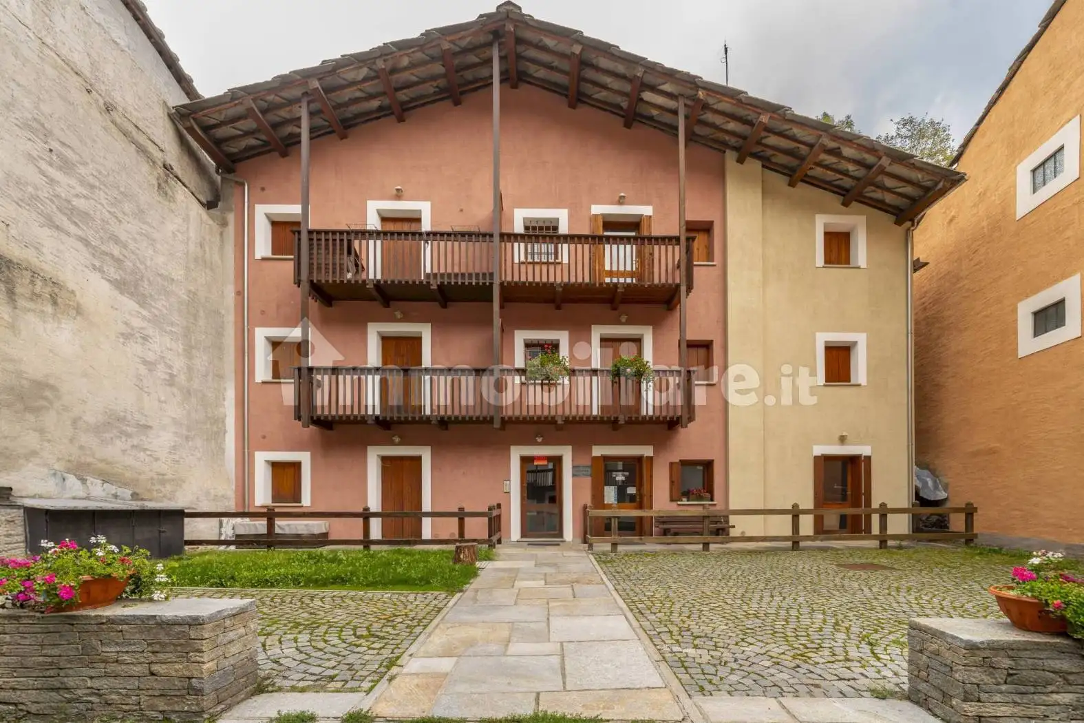 Appartamento in vendita a Crissolo