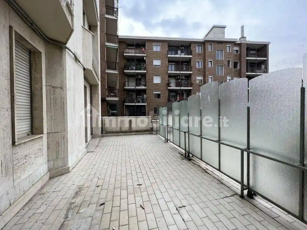 Trilocale via Camillo Benso di Cavour 13, Piazza della Libertà, Alessandria - foto 3