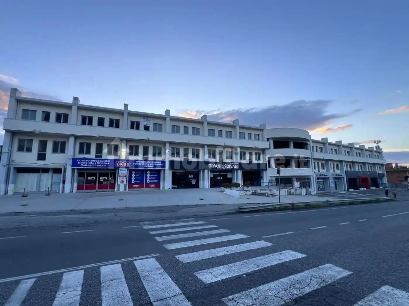 Palazzo - Edificio in Vendita - foto 3