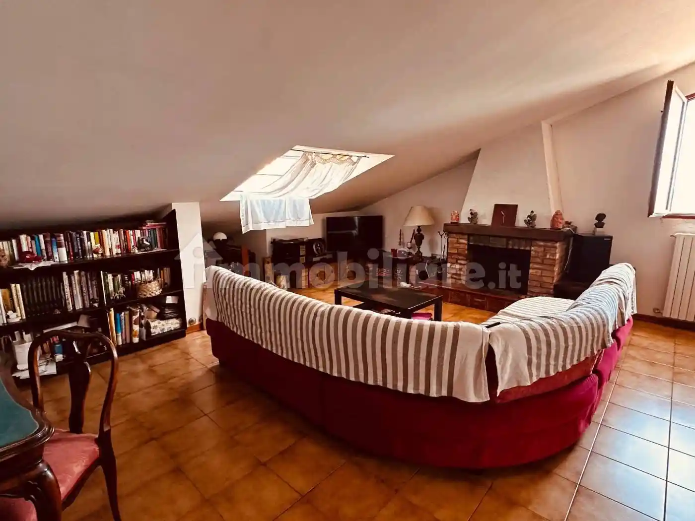 Appartamento in vendita a Falconara Marittima