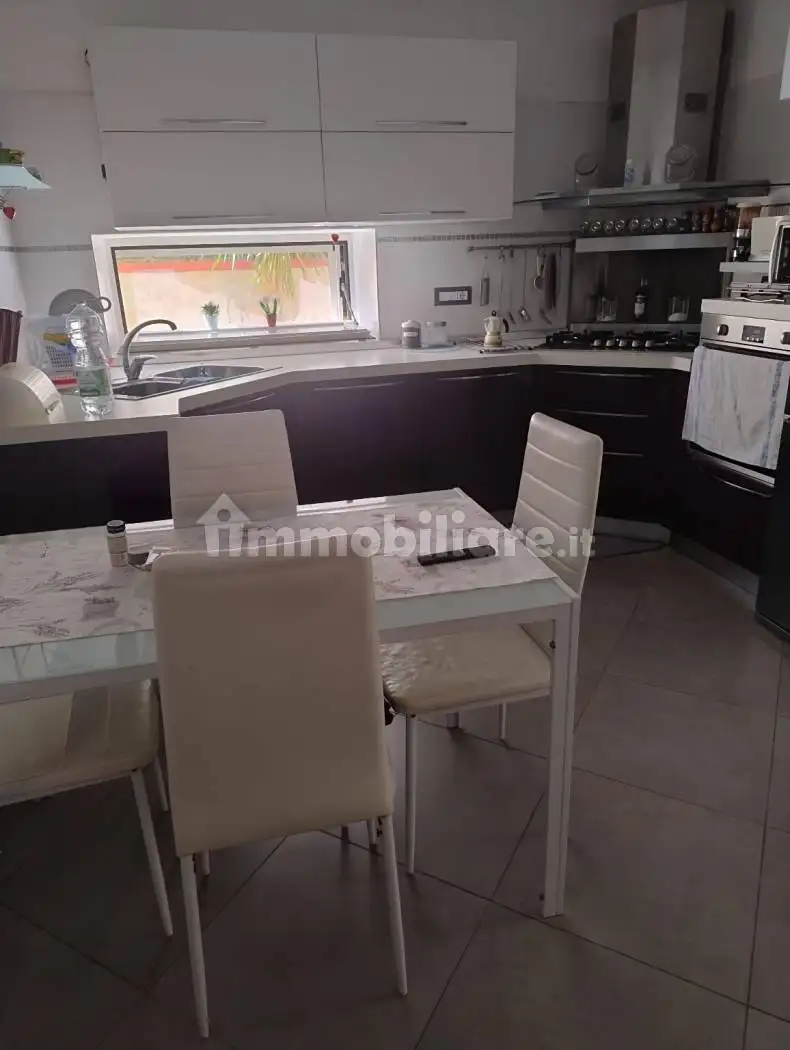 Appartamento in affitto a Pozzuoli