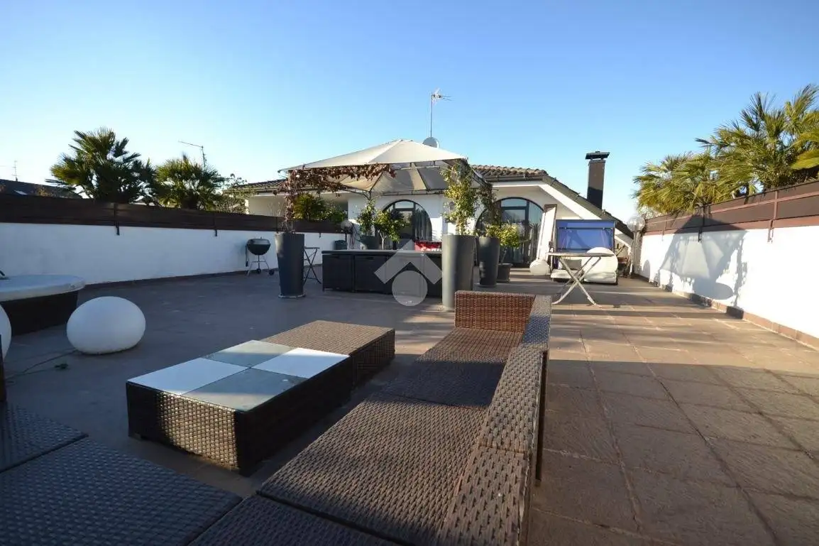 Appartamento in vendita a Seregno