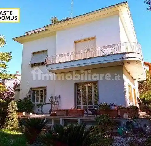 Villa in vendita a Cortona