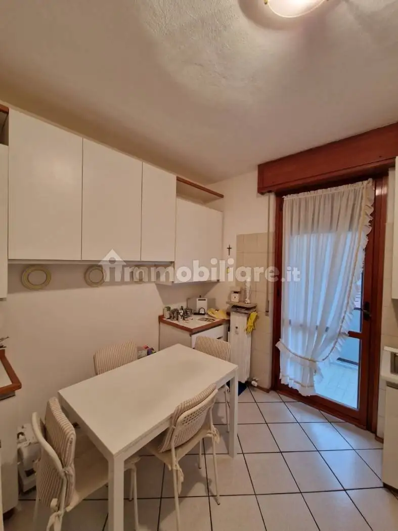 Trilocale via Vittorio Veneto 5/F, Centro, Borgosesia - foto 5