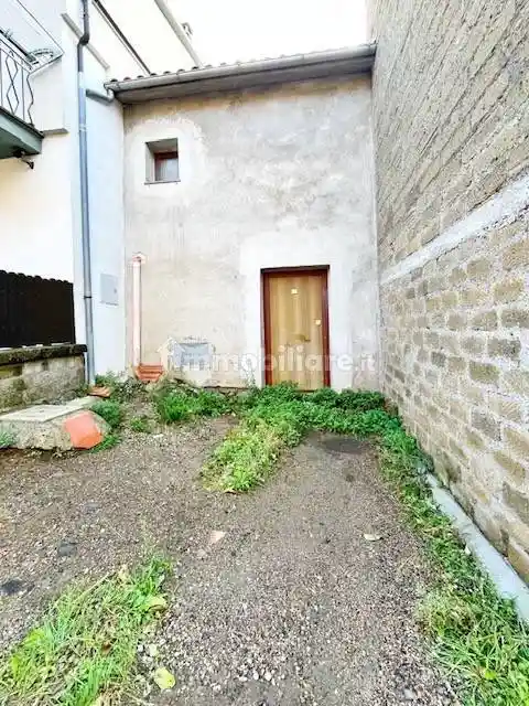 Casa indipendente in vendita a Montefiascone