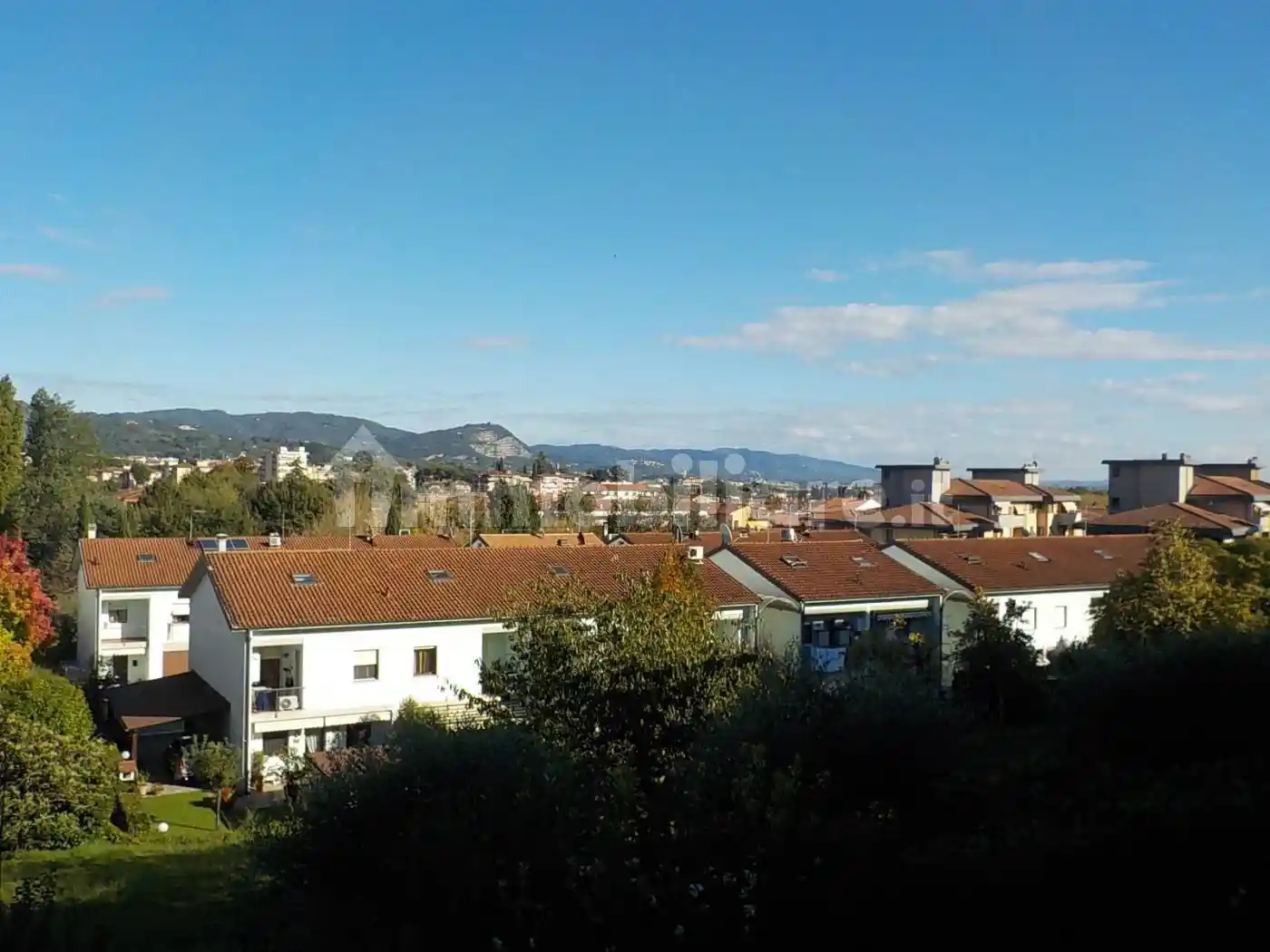 Appartamento in vendita a Massa e Cozzile