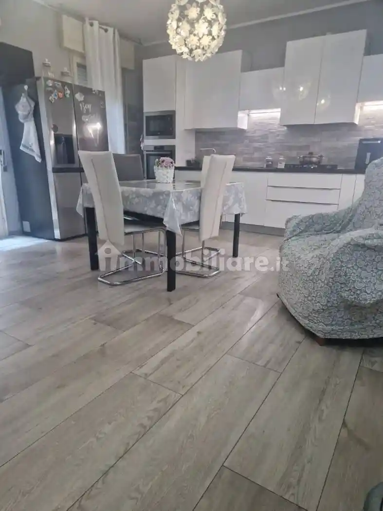 Casa indipendente in vendita a Bagnolo in Piano