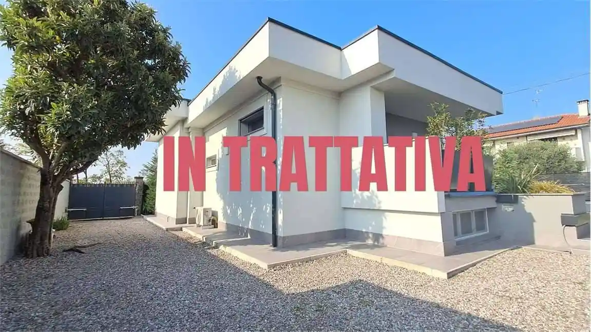 Villa in vendita a Busto Garolfo