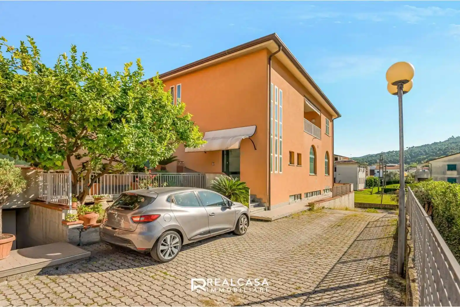 Appartamento in vendita a Ameglia